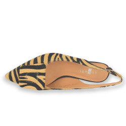 INDIRA CEBRA CAMEL MAR, INDIRA CEBRA CAMEL
MAR