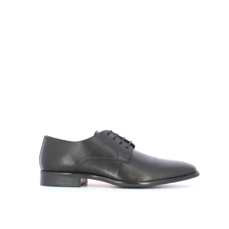 BLUCHER PICADO NEGRO